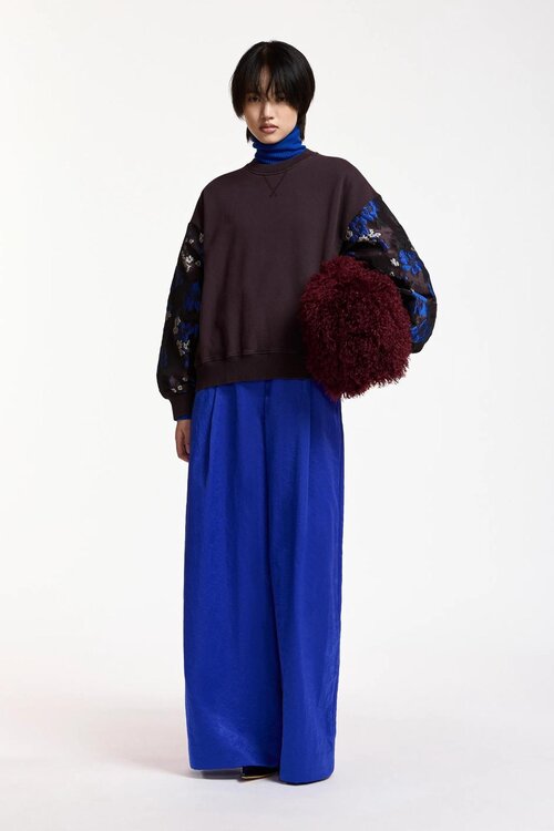 Essentiel Antwerp Sweatshirt mit Blumenprint bordo