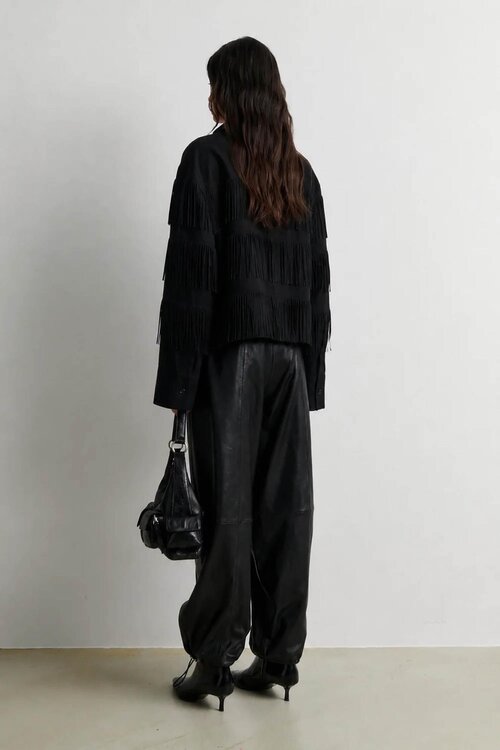 Second Female Dancing Cropped Shirt schwarz
