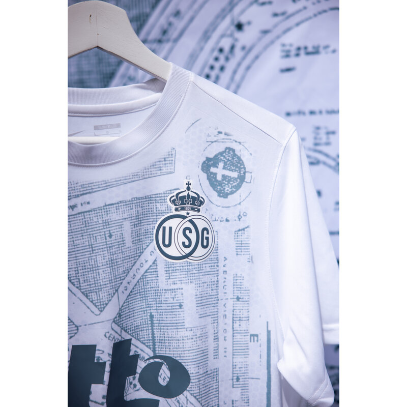 Nike Away shirt