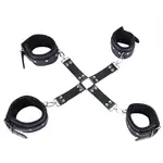 Set bondage BDSM con cavigliere e manette