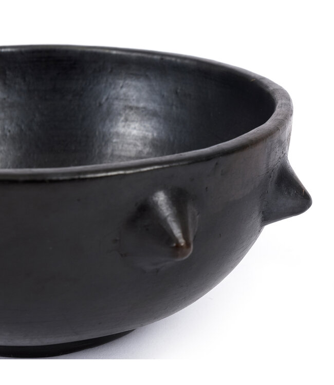 Bazar Bizar De Burned Etnische Kom