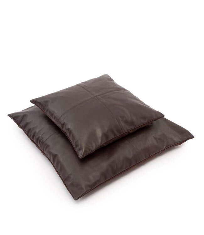 Bazar Bizar De Four Panel Leather Kussenhoes - Chocolade - 40x40