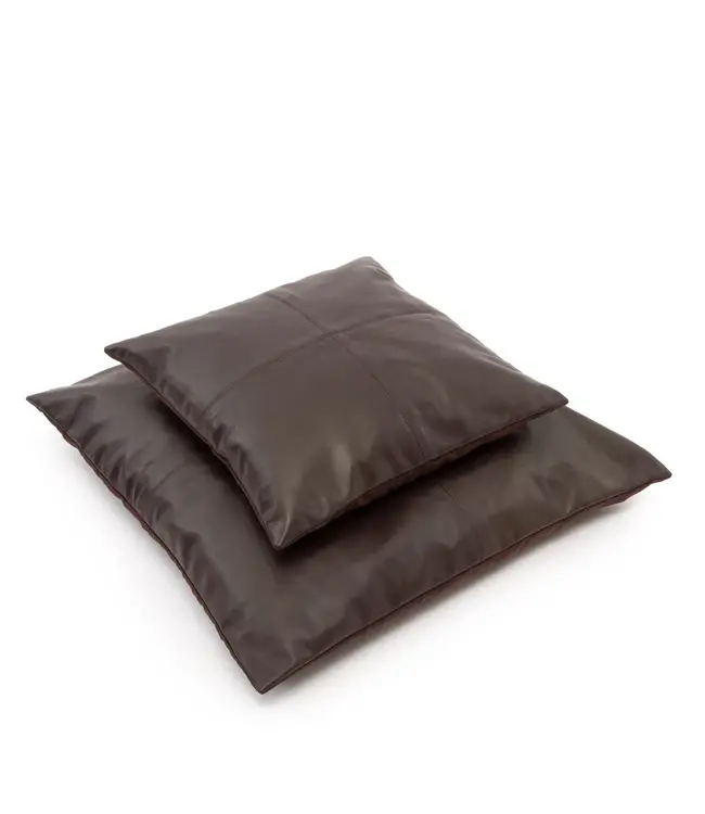 Bazar Bizar De Four Panel Leather Kussenhoes - Chocolade - 60x60