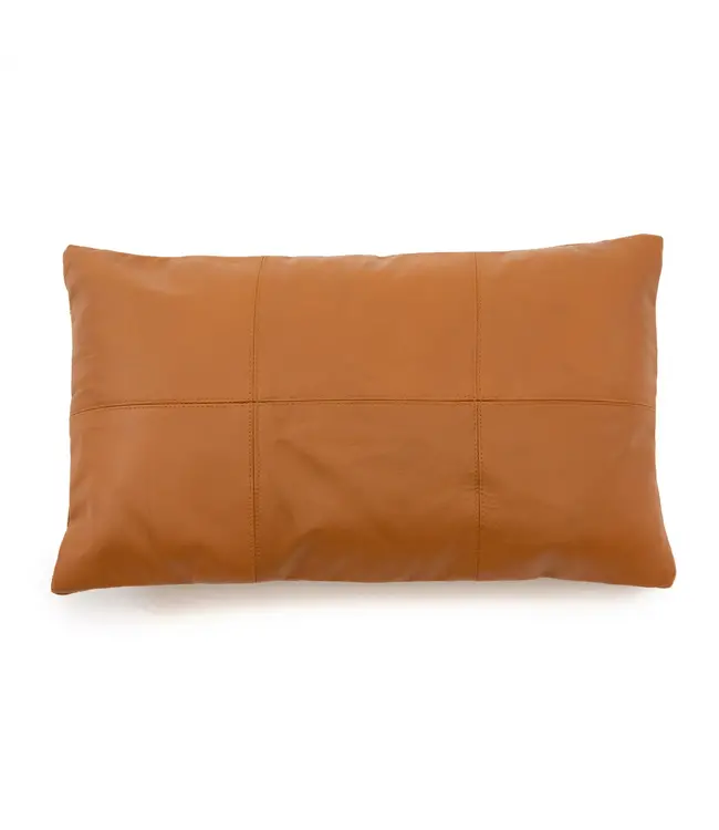 Bazar Bizar Het Six Panel Leather Kussenhoes - Kameel - 30x50