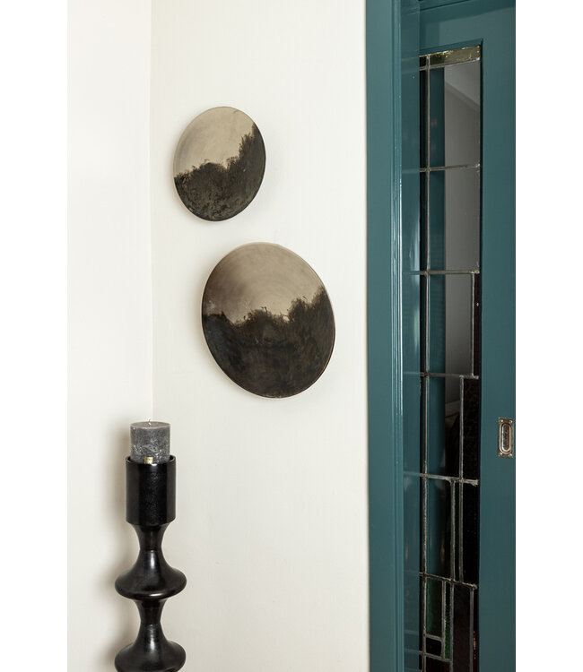 PTMD Taika Black alu ronde kaarshouder met hoge lipjes.