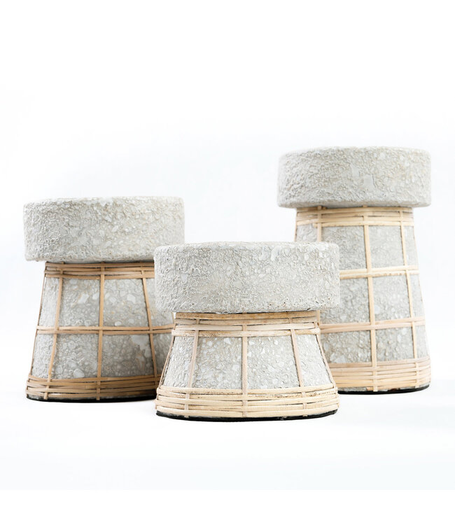 Bazar Bizar De Serene Kaarsenhouder - Beton Natuurlijk - L