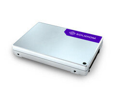 Solidigm Solidigm D5-P5336 61,4 TB 2.5" PCI Express 4.0 NVMe QLC 3D NAND