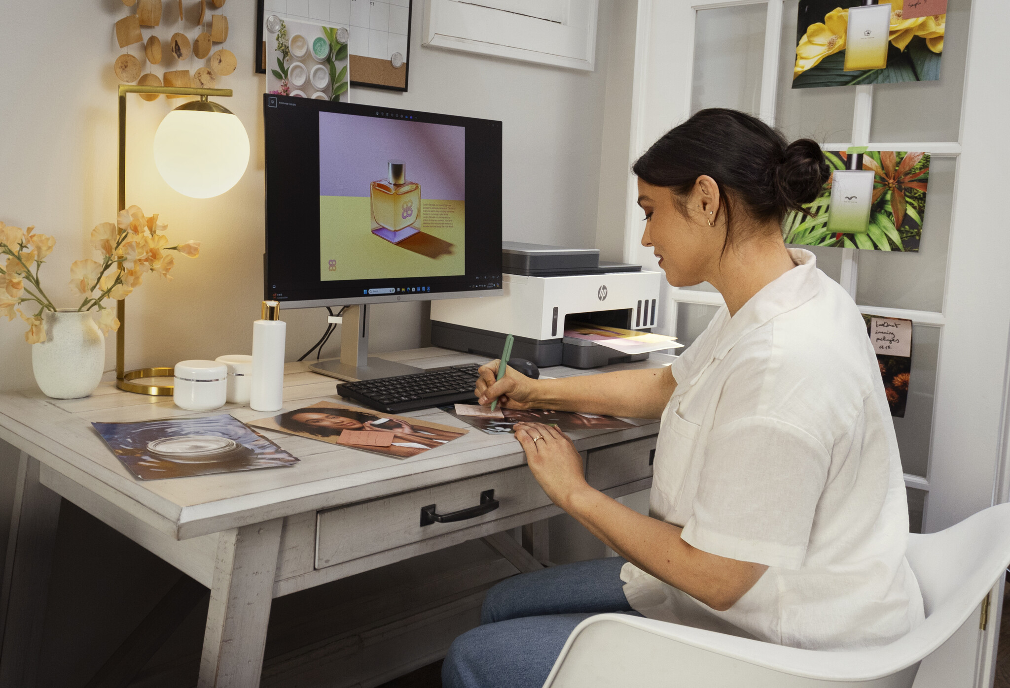 Hewlett & Packard INC. HP Smart Tank 7305 Draadloos All-in-One Kleur Printer, Dubbelzijdig printen; Kopieerapparaat, Scanner