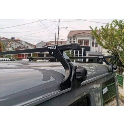 Thule SquareBar Thule dakdragers Jeep Wrangler bouwjaar 1986 t/m 2006 met hardtop