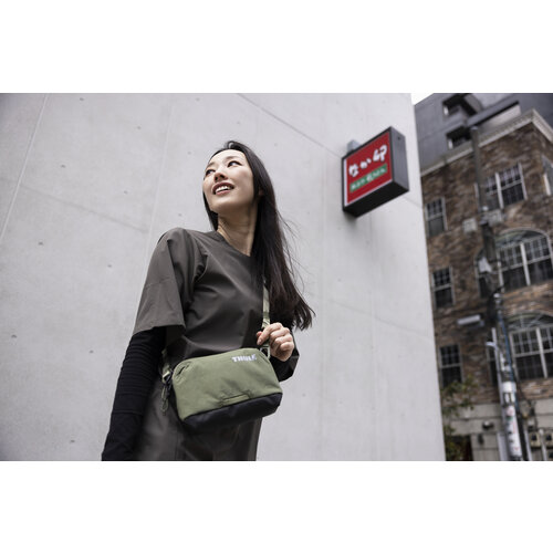 Thule cross bodytas Thule Paramount 2 liter groen Thule cross bodytas Thule Paramount 2 liter groen