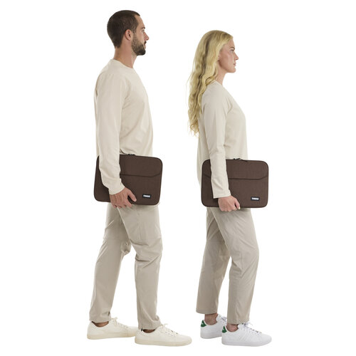 Thule laptophoes Thule Lithos MacBook Air hoes 15 inch bruin