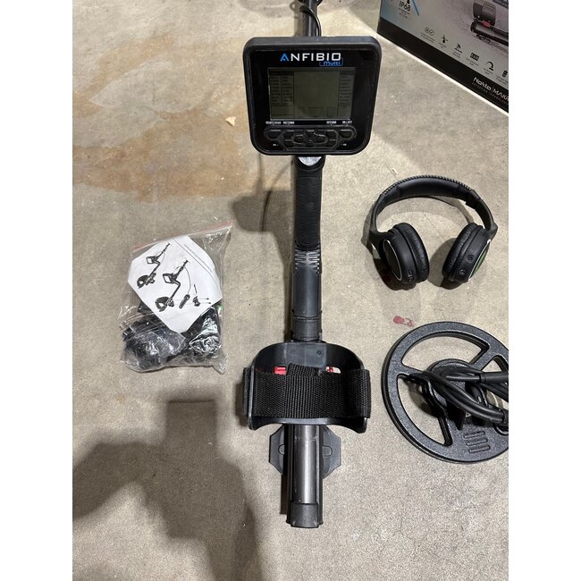 Gebruikte Metaaldetectors Occasion 47 Metaaldetector: Anfibio met extra schijf en Hoofdtelefoon