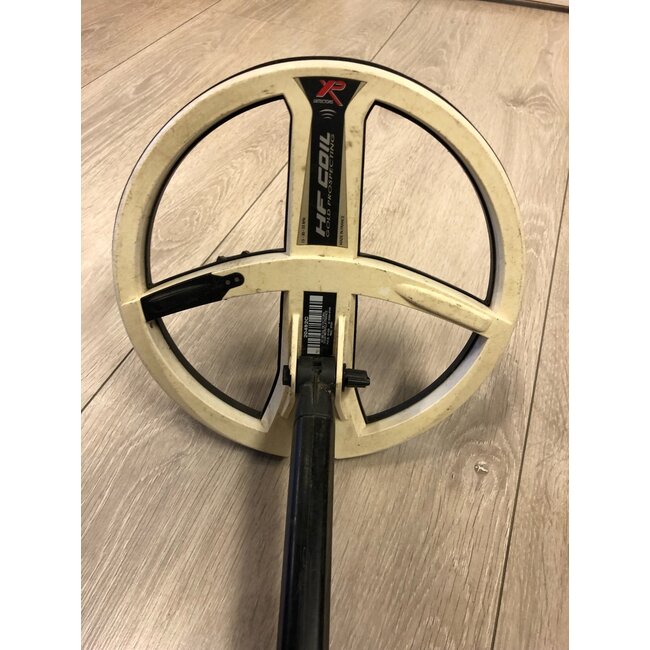 Gebruikte Metaaldetectors Occasion 2 Metaaldetector Deus V5 met 28 cm en 22 cm HF schijf en de WS-4