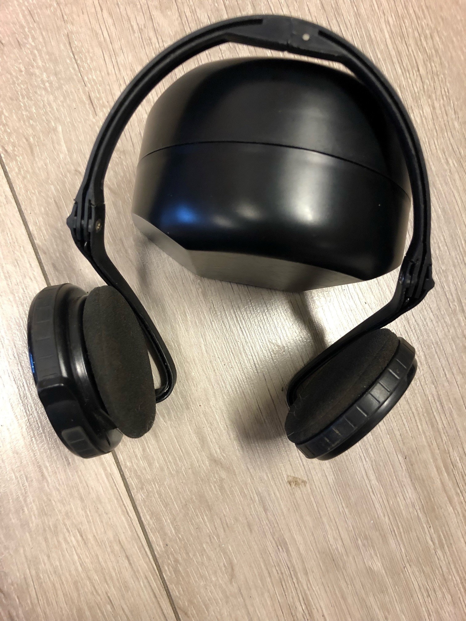 Gebruikte Metaaldetectors Occasion 2 Metaaldetector Deus V5 met 28 cm en 22 cm HF schijf en de WS-4