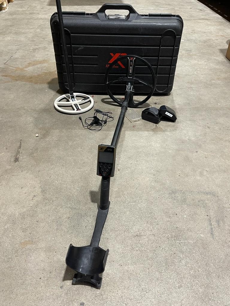Gebruikte Metaaldetectors Occasion 19 Metaaldetector: XP ORX 28CM X35 en Accessoires
