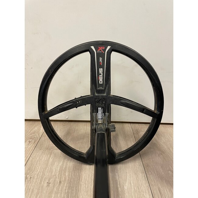 Gebruikte Metaaldetectors Occasion 1 Metaaldetector XP Deus 28cm X35 zoekschijf en WS-4 Hoofdtelefoon