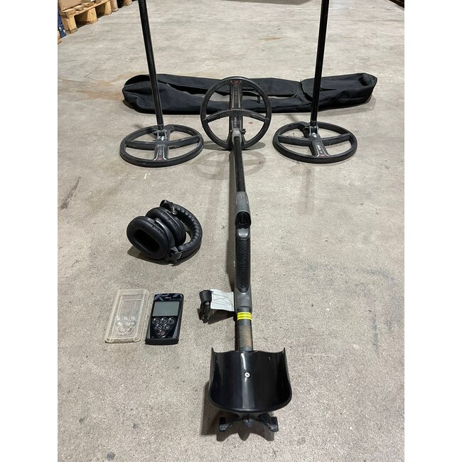 Gebruikte Metaaldetectors Occasion 3: XP Deus met accessoires