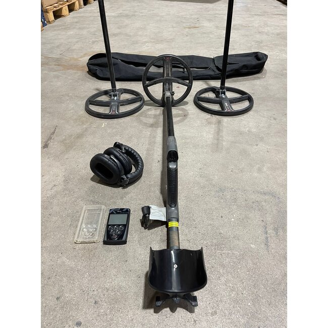 Gebruikte Metaaldetectors Occasion 3: XP Deus met accessoires