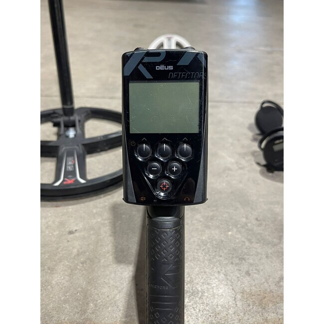 Gebruikte Metaaldetectors Occ 28: XP Deus 1 28CM en Elliptische HF Schijf