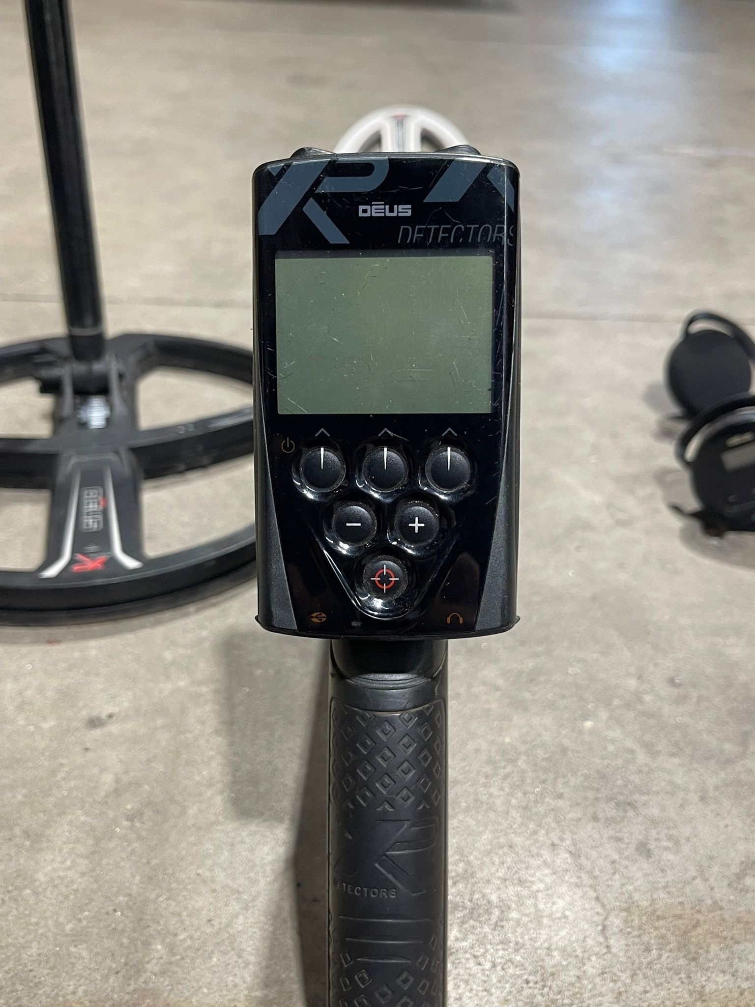 Gebruikte Metaaldetectors Occ 28: XP Deus 1 28CM en Elliptische HF Schijf