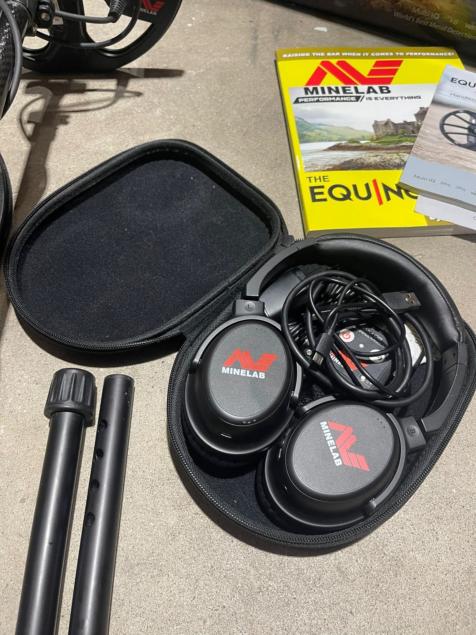 Gebruikte Metaaldetectors Occ 12: Equinox 800 met meerdere zoekschijven