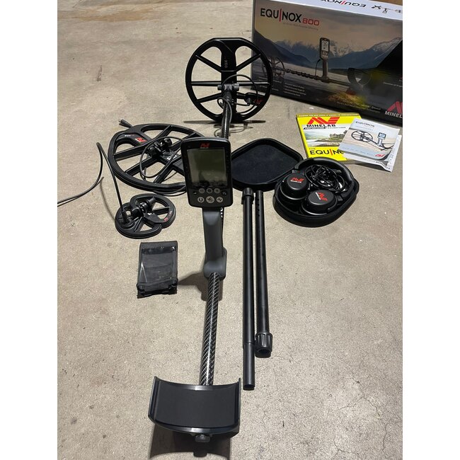 Gebruikte Metaaldetectors Occ 12: Equinox 800 met meerdere zoekschijven