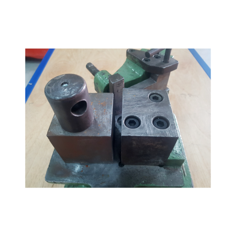 M1298 Tarzan strip bender Used