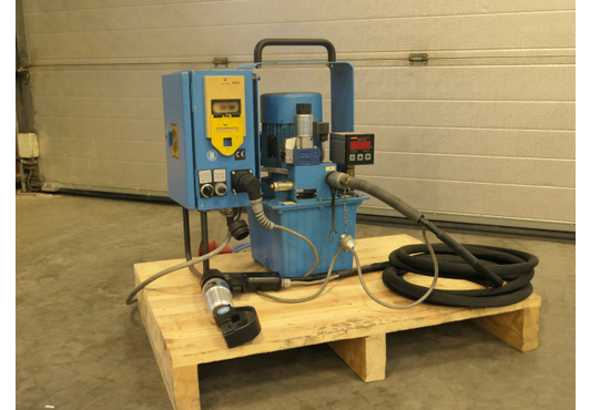 M1422 ECKOLD MCD 30/50 Clinching frame Used