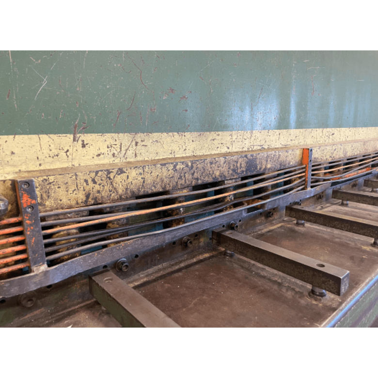 M1439 HACO Cisaille guillotine Toolmaster 36 Occasion