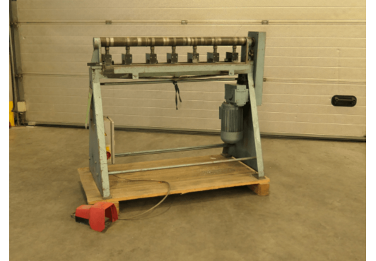 M1445 SCHWARTMANNS Rijenponsmachine RLM 1 Gebruikt