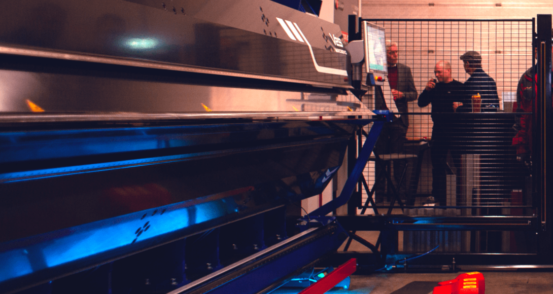 Production plus intelligente avec Variobend, Slinet et logiciel de mesure