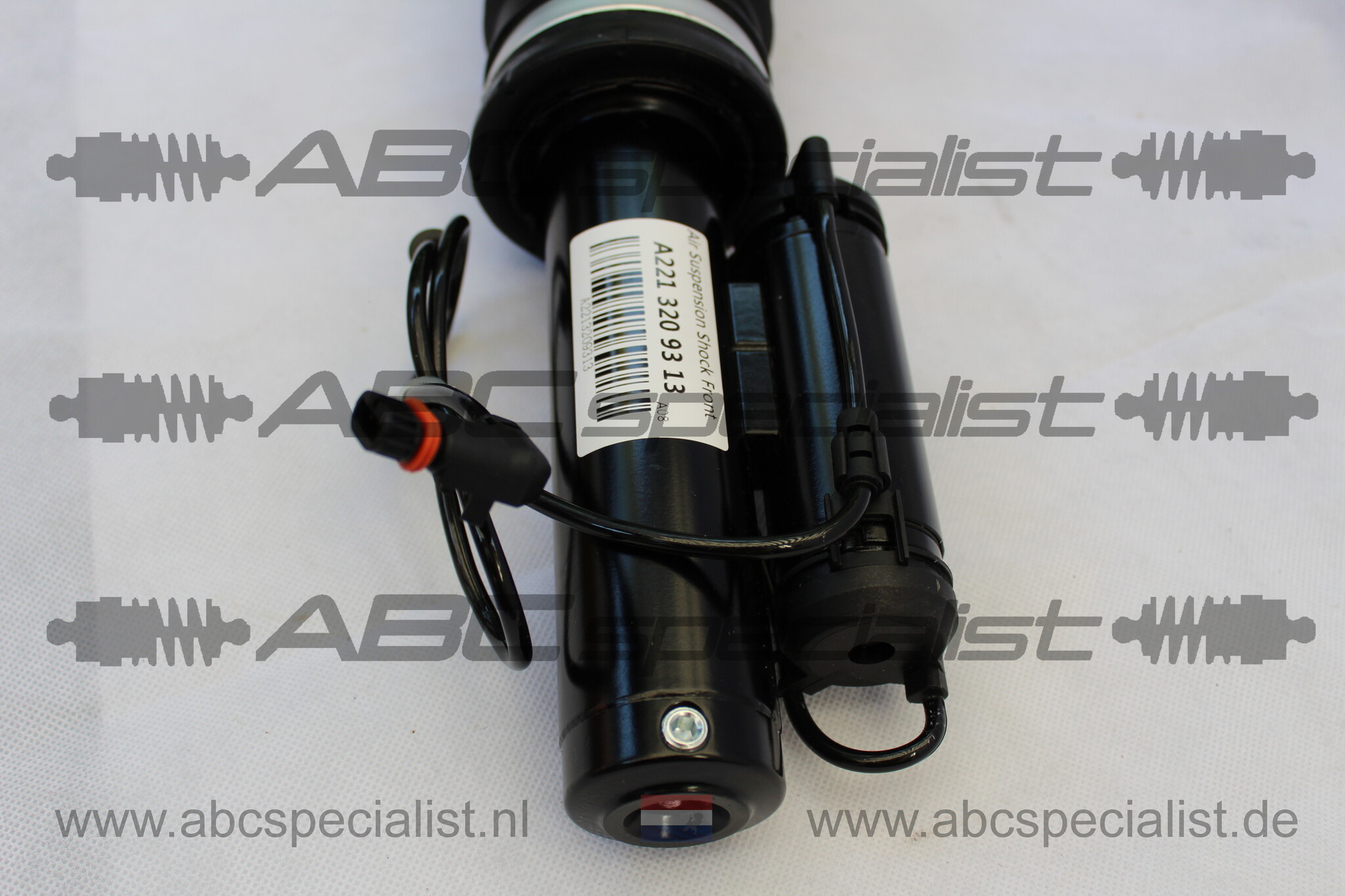 MERCEDES-BENZ Mercedes S-Classe W221 Airmatic Amortisseur Avant Droite A2213204913 A2213209313