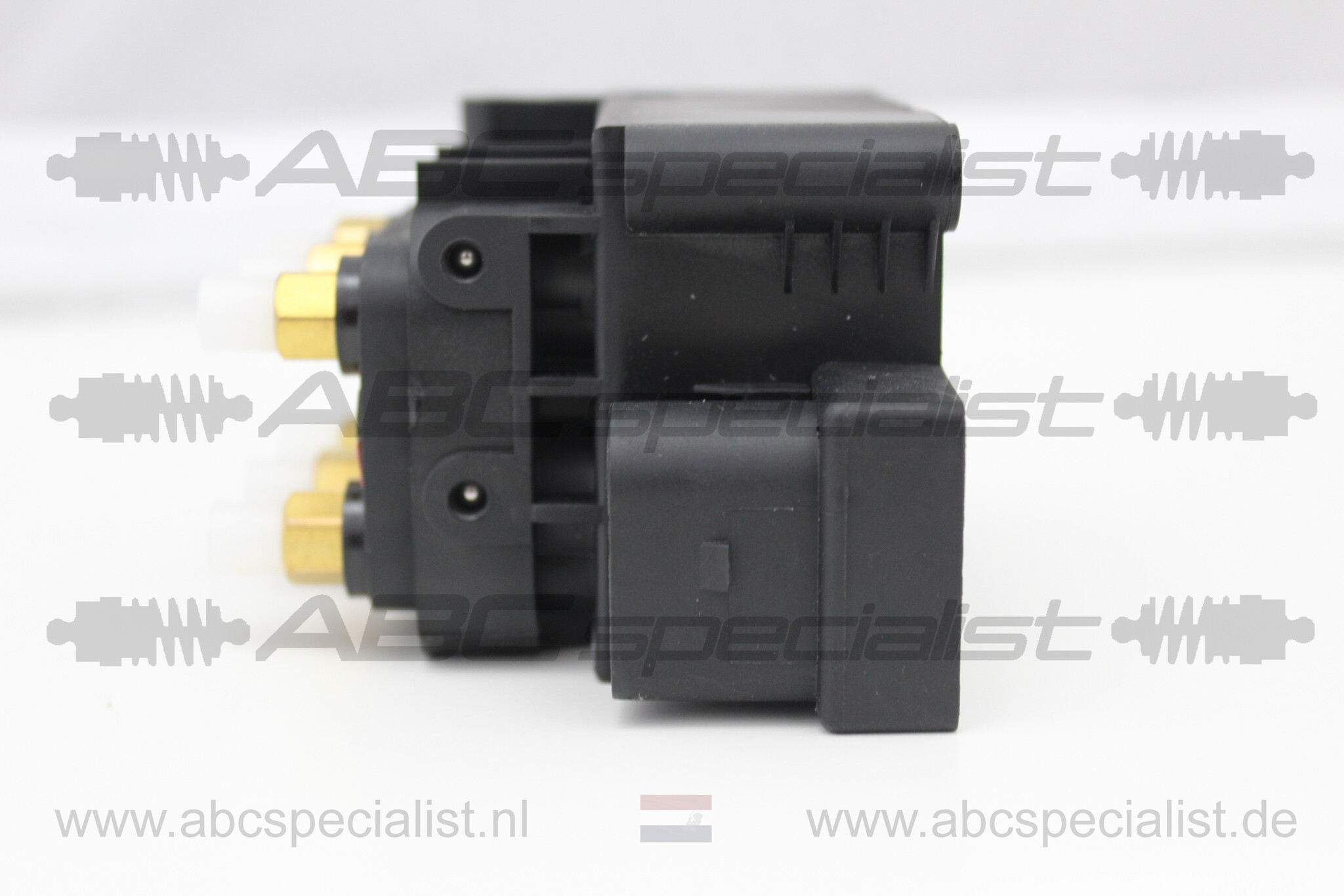 MERCEDES-BENZ Mercedes ML Classe W164 / GL Classe X164 Airmatic Valvola A2123200158 A2123200358