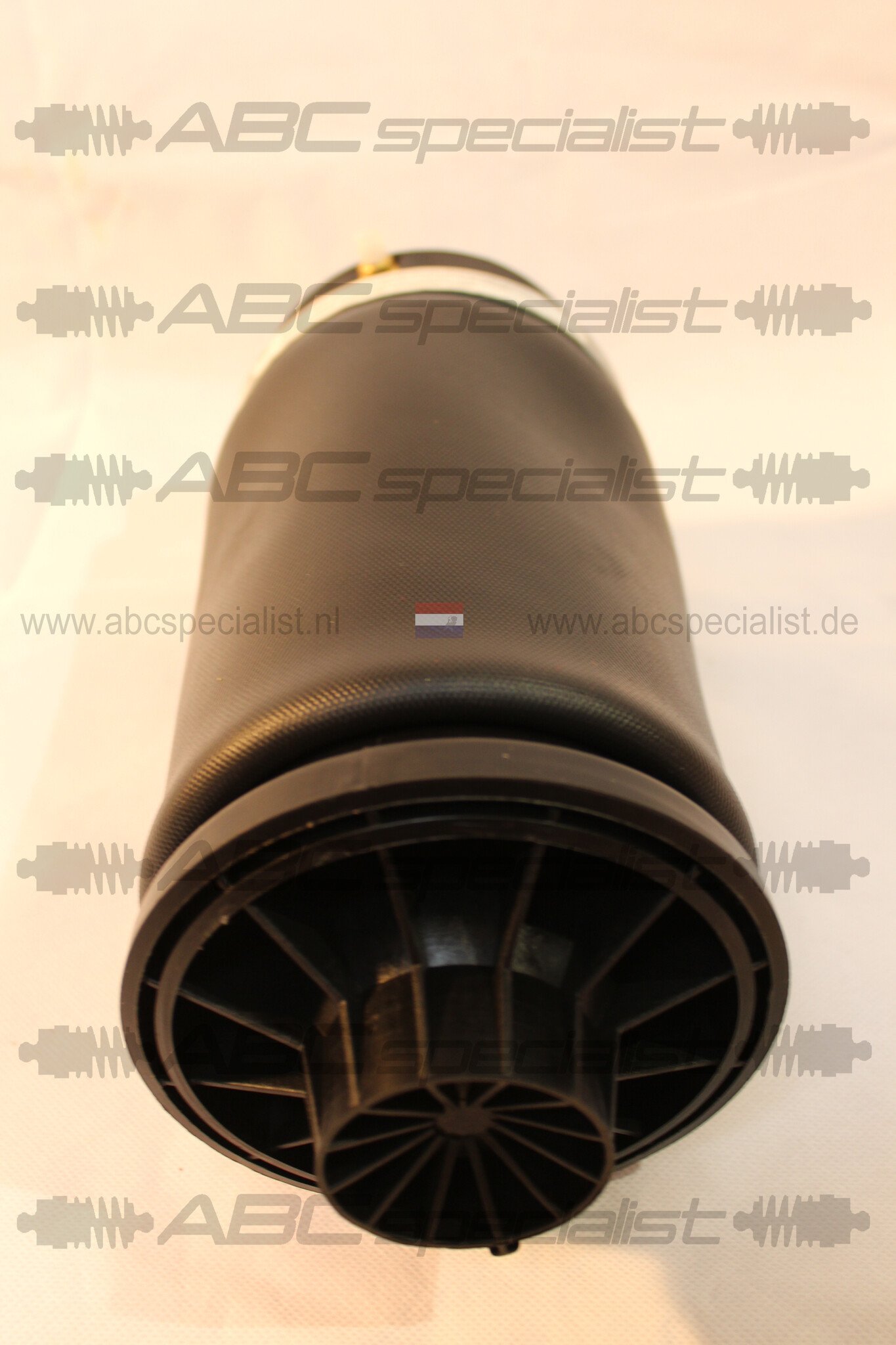 MERCEDES-BENZ Mercedes ML Class W164 Rear Right (O/S) Air bellow Airmatic Shock A1643200225 A1643200425