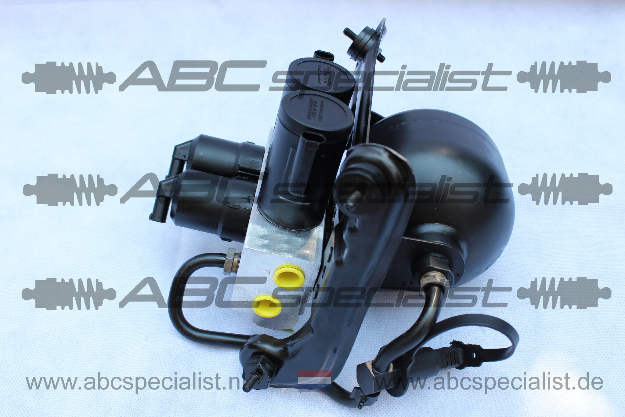 MERCEDES BENZ Classe S W220 ABC blocco valvola A2203200358 & accumulatore di pressione completo anteriore