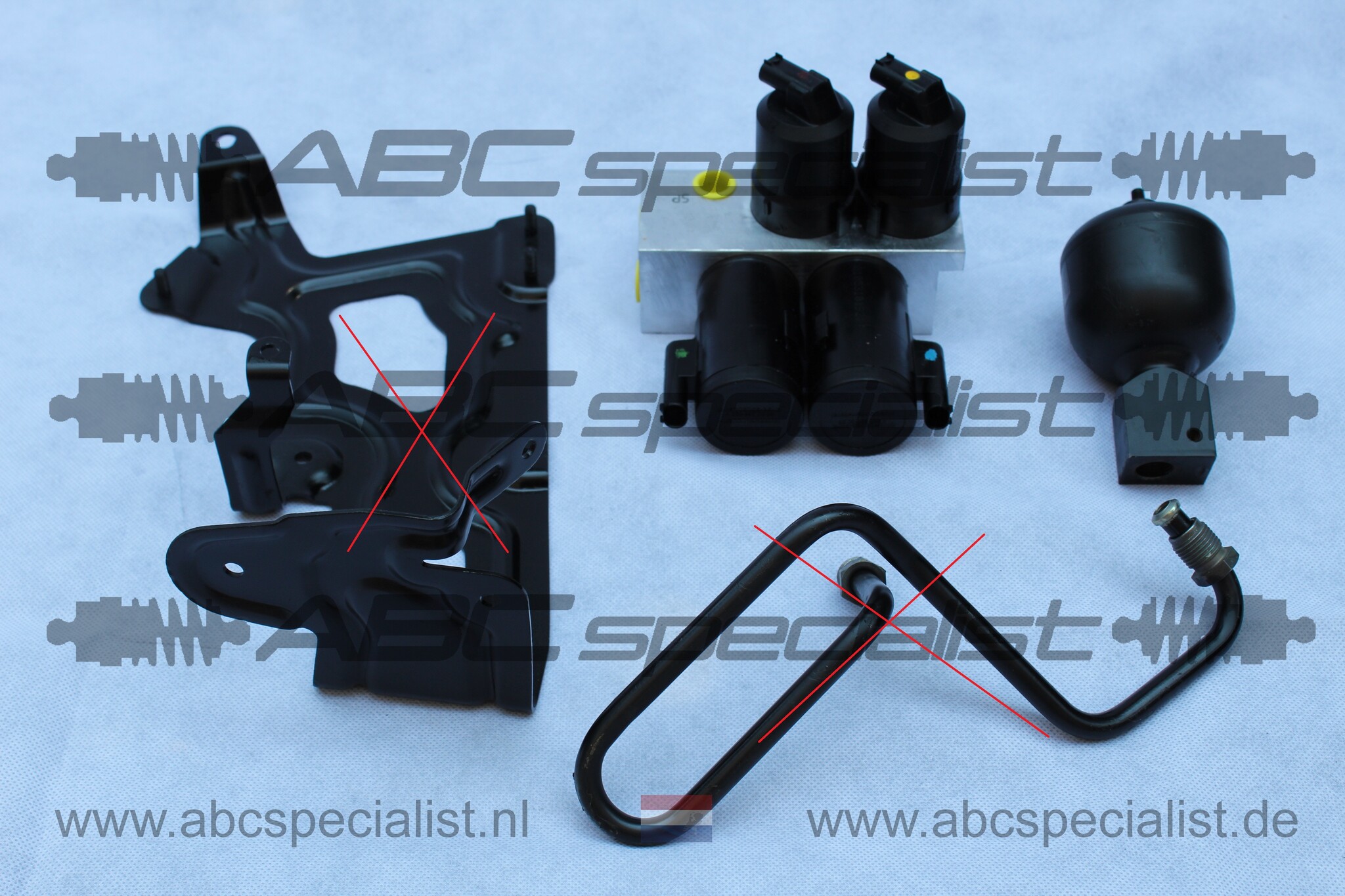 MERCEDES-BENZ Mercedes SL-Klasse R230 ABC Ventil block & Druckspeicher Komplett Hinten A2203200358 A2203280031