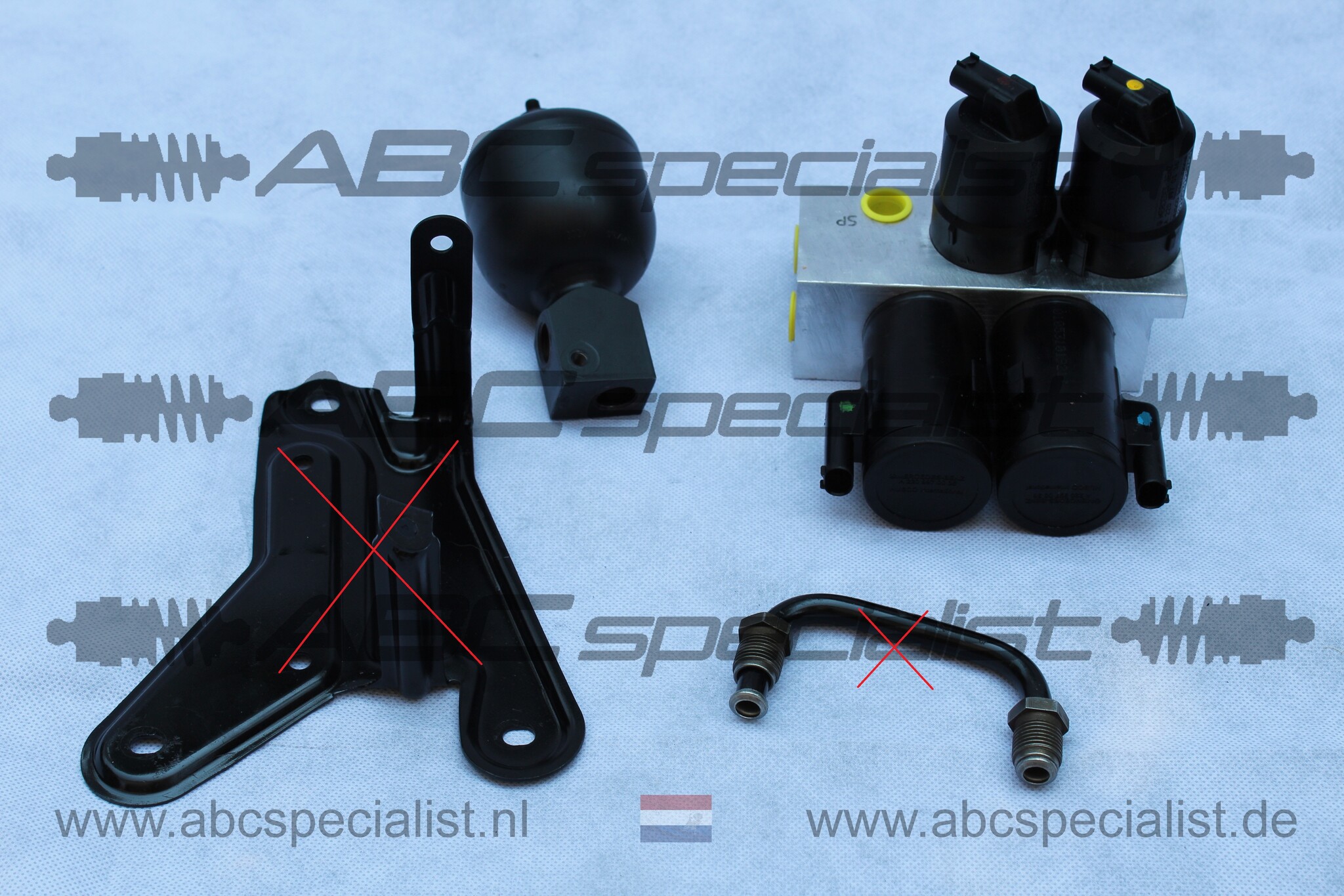 MERCEDES-BENZ Mercedes CL-Klasse C215 ABC Ventil block & Druckspeicher Komplett Hinten A2203200358 A2203280031