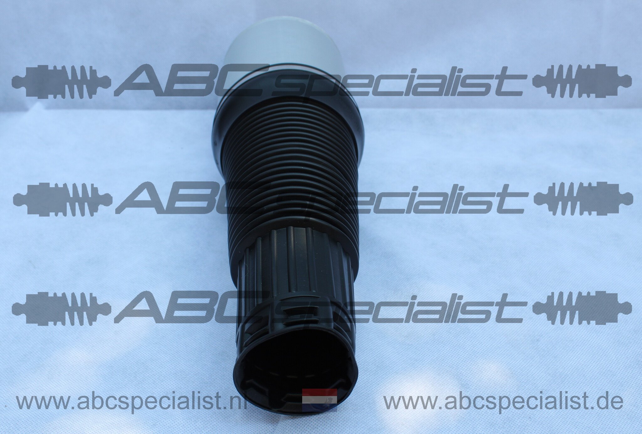 AUDI Audi A8 D3 4E Front Right (O/S) Shock Air Bag Bellow Air Suspension 4E0616040 4E0616040AF