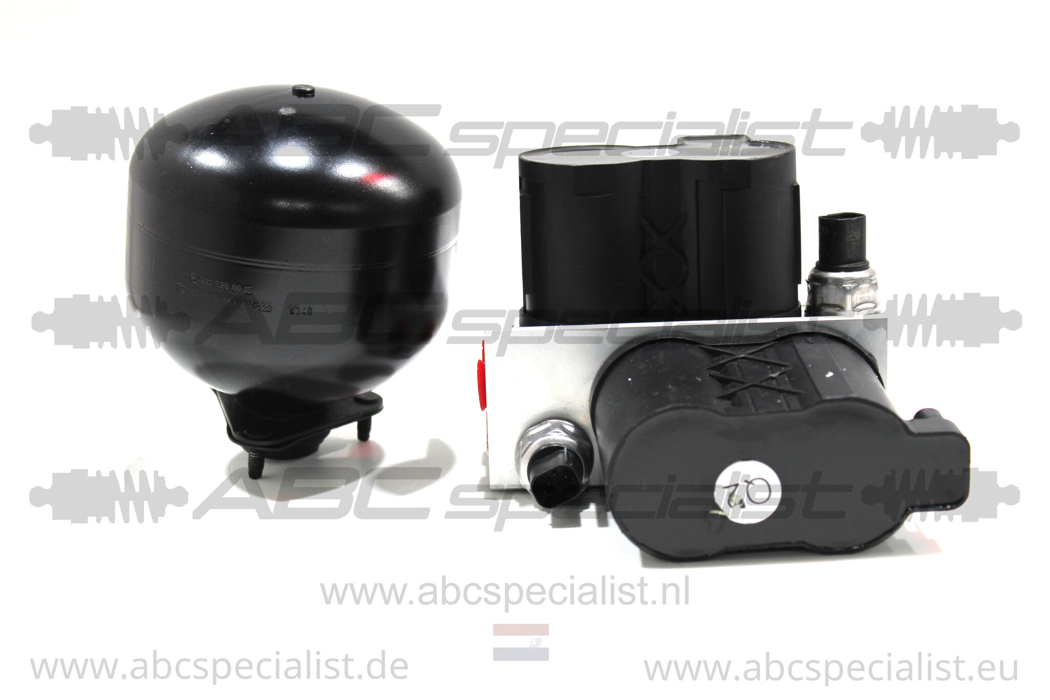 MERCEDES BENZ C217 W222 R231 ABC Valve block A2213200258 A2213200958 Rear complete assembly