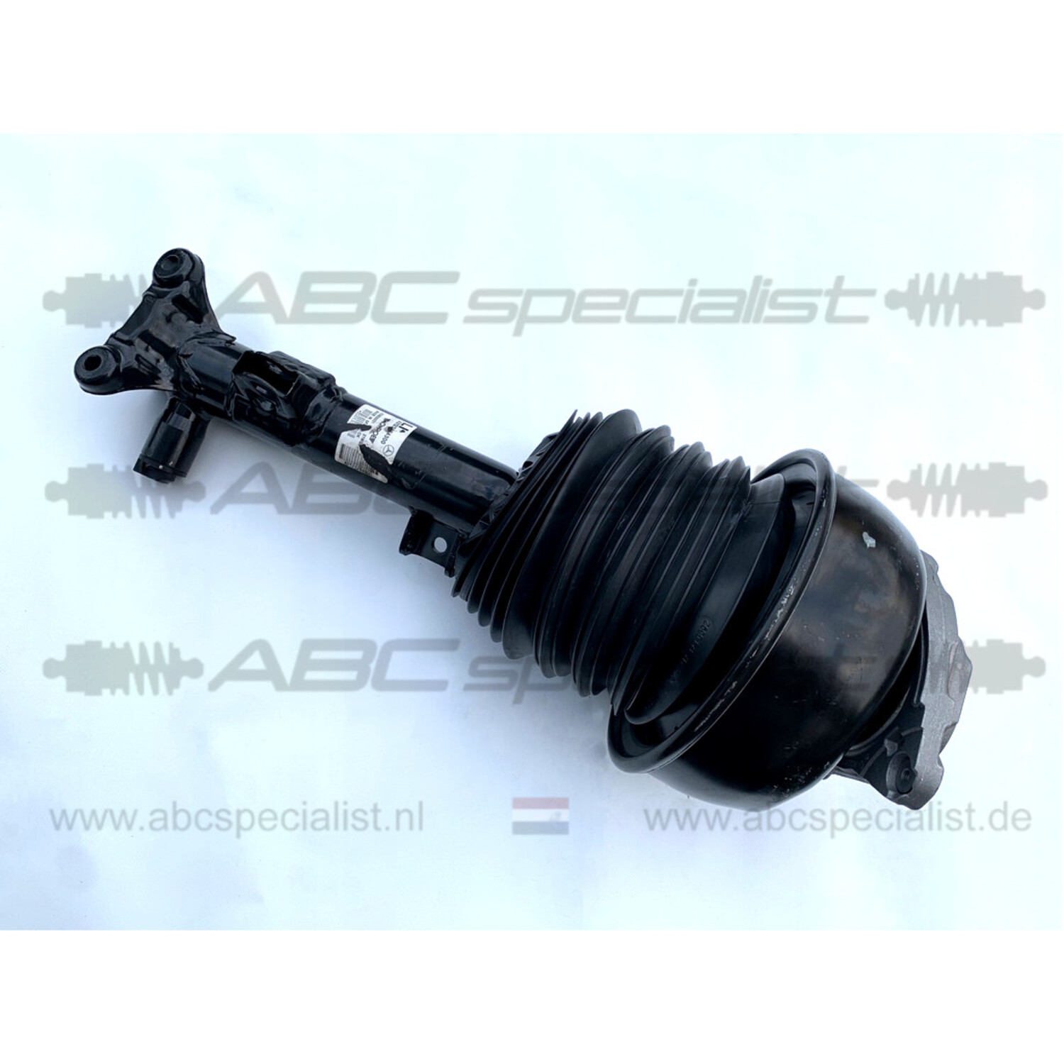 メル51586 Mercedes CLS Class C218 X218 Airmatic Shock Absorber Front Left (N