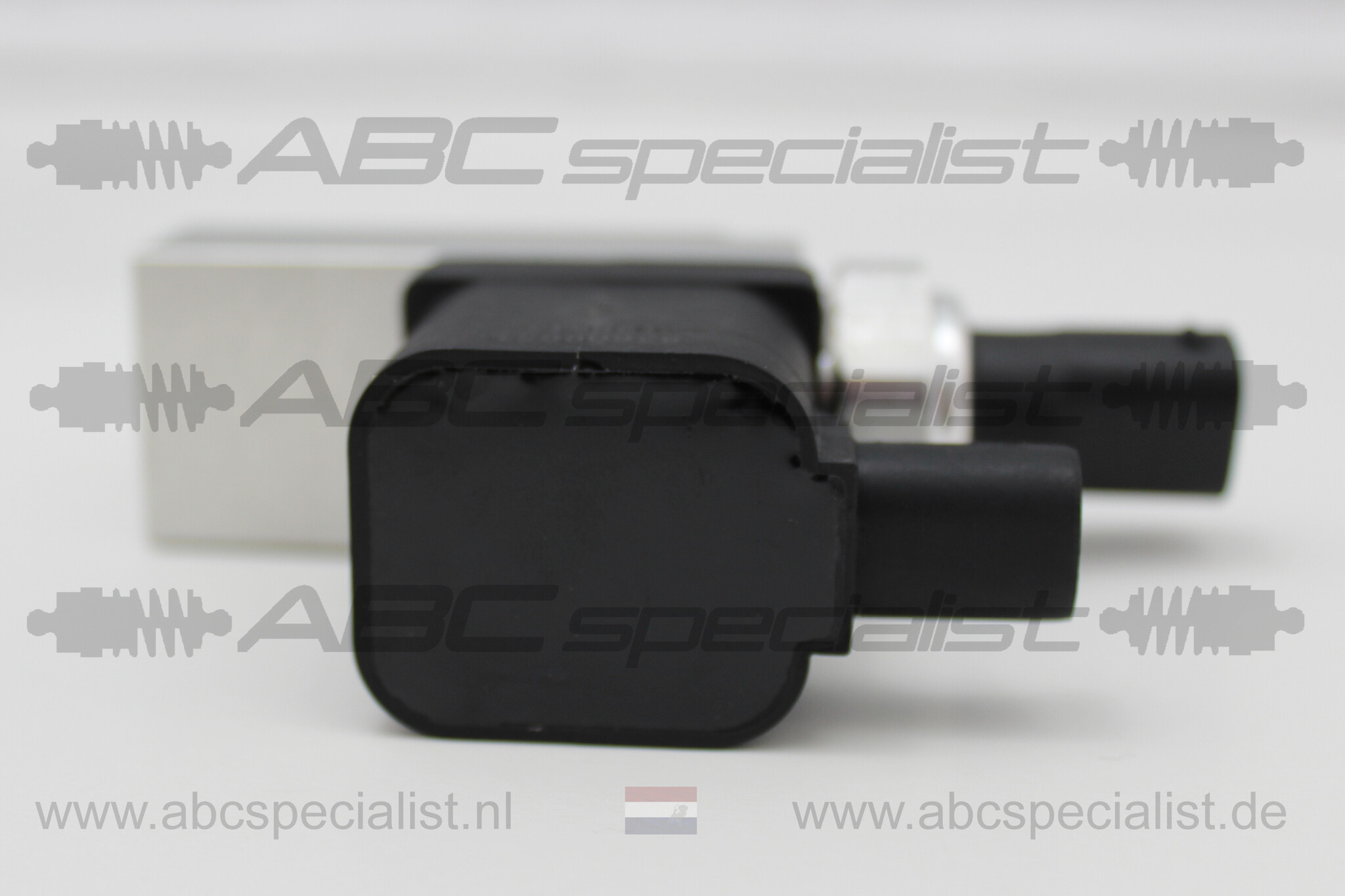 MERCEDES BENZ CLS Class C219 Airmatic Valve