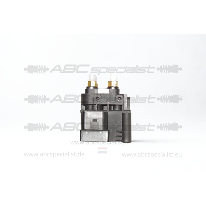 MERCEDES-BENZ Mercedes E Class W213 S213 Airmatic Valve A0993200258