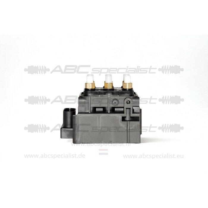 MERCEDES-BENZ E Class W213 S213 Airmatic Valve