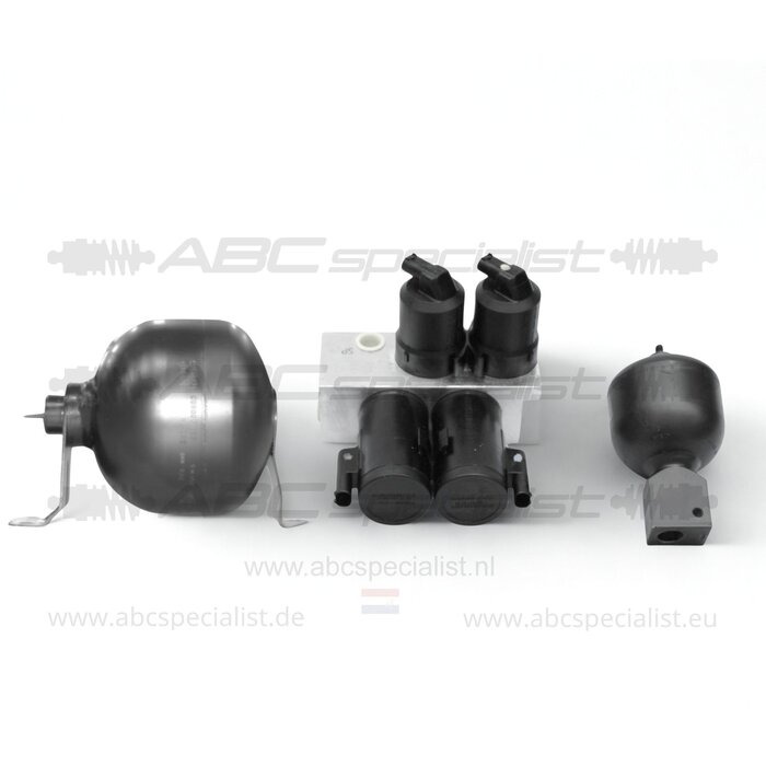 MERCEDES-BENZ Mercedes SL-Class R230 ABC Complete Valve Block with front & rear pressure accumulators A2203200358 A2203280031
