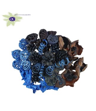 QC Blue artistic bouquet | 40 leaflets on stick | Length 50 centimetres | Each