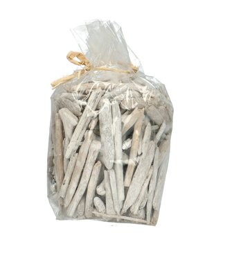 4A Dried driftwood decorative wood | Length 3 - 7 centimetres | Weight 500 grams | Per piece