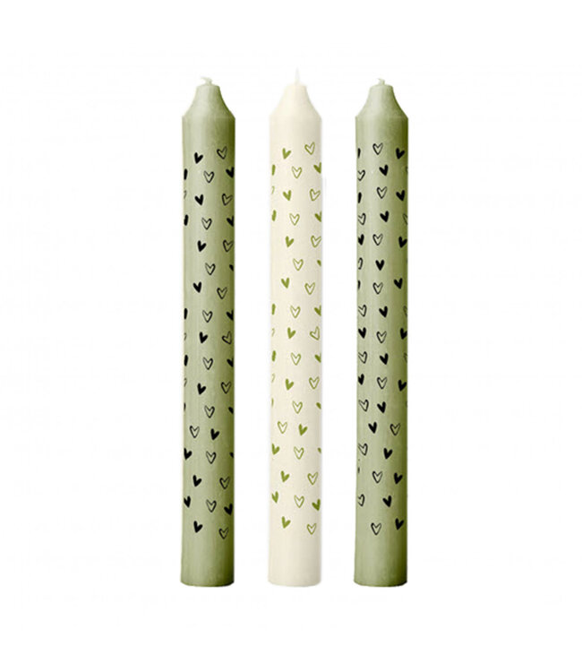 Groene Moederdag kaarsen met hartjes | Diameter 2.2 centimeter | Hoogte 20 centimeter | 3 kaarsen per set | Per stuk te bestellen