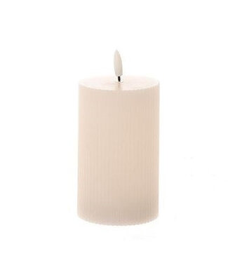 4A LED pillar candles grey | Diameter 7.5 centimetres | Height 12.5 centimetres | Excluding AA batteries | Per 6 pieces