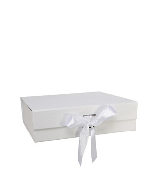 4A Weiße Hochzeitsgeschenkbox mit Schleife | Maße 22 x 22 x 6,5 Zentimeter | Pro Stück