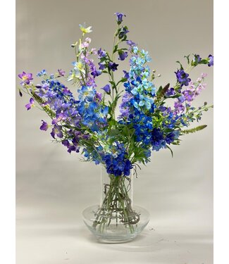 Silk Flowers by JJ boeket dazzling delphiniums | blauw